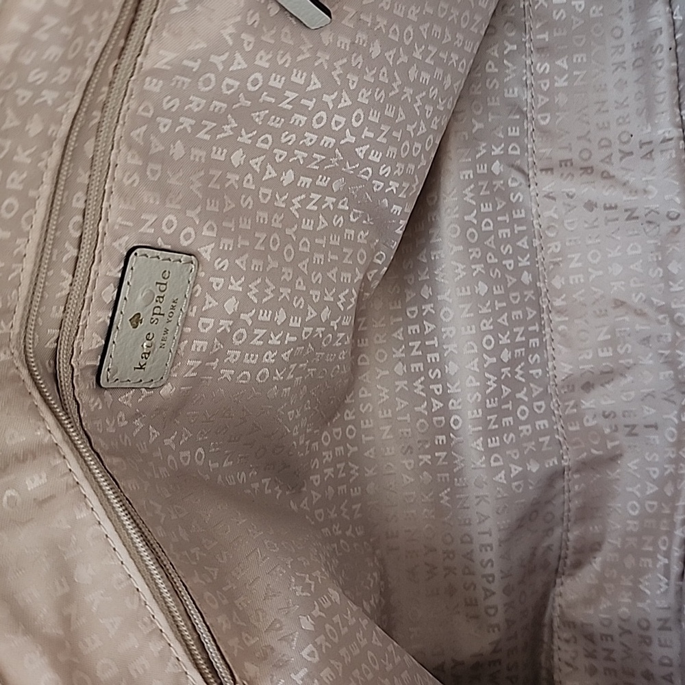 KATE SPADE Elegant Cream Handbag - Picture 8 of 11